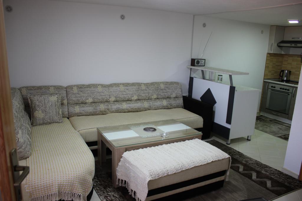 Apartments Zoni Влашич Екстериор снимка